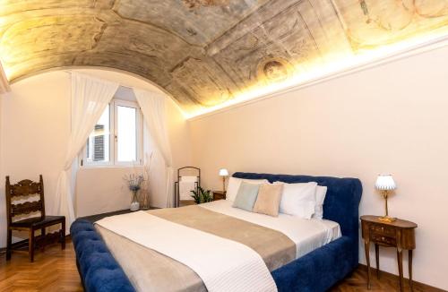 Historic center! Charming traditional Florentine building - AC,WiFi - By LikeHomeFlorence