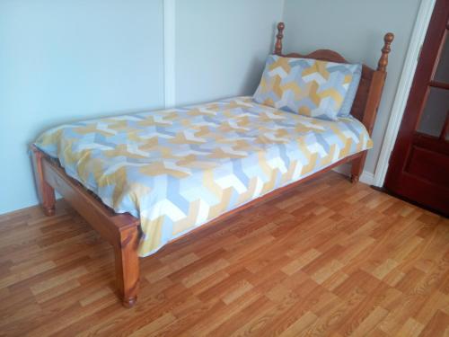 Ένα ή περισσότερα κρεβάτια σε δωμάτιο στο AVONDALE ACCOMMODATION