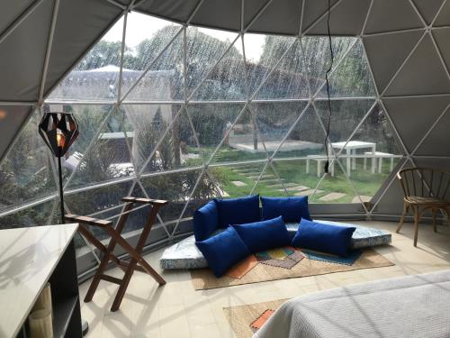 Posezení v ubytování Areca Glamping SPA