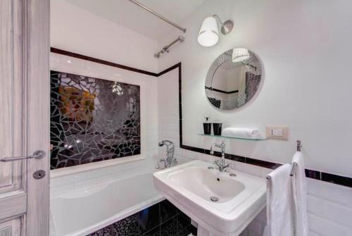 Cinque Scole Apartment