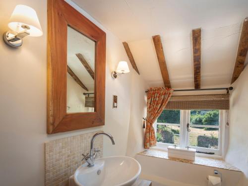 Koupelna v ubytování Higher Collaton Cottage