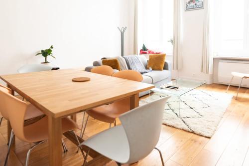 Apartment Well Located Bright And Quiet