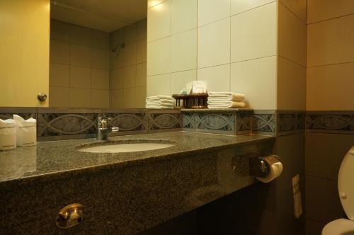 Phòng tắm tại Bangkok City Inn