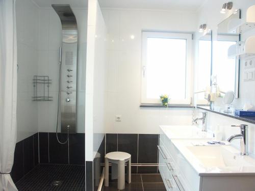 Un baño de Wellness Hotel Garni Krone