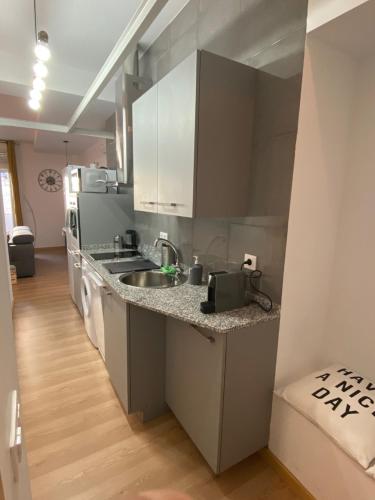 Kuchyň nebo kuchyňský kout v ubytování NERALE Loft Downtown Plaza Mercado