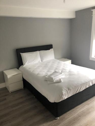 Postel nebo postele na pokoji v ubytování Lake View Galway City