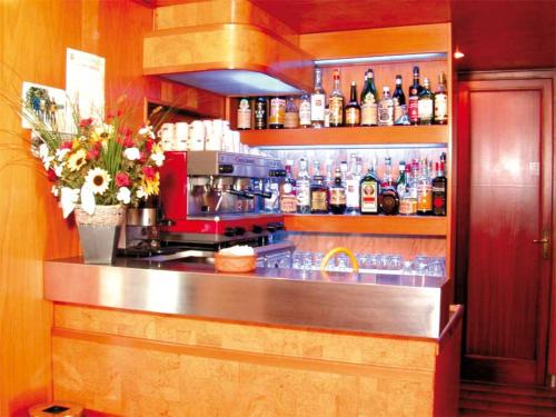 El salón o zona de bar de Hotel Parma Mare