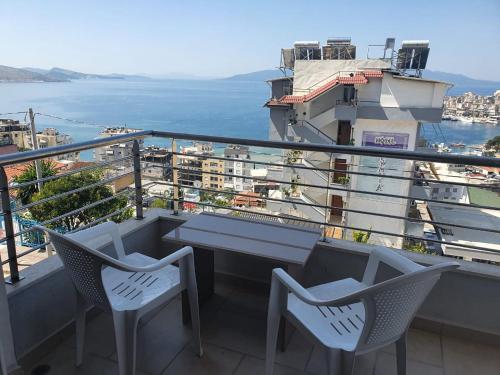 Gallery image of Xhulio Apartments in Sarandë