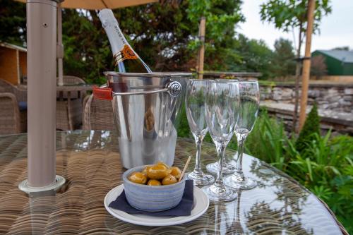 The Fox and Hounds Country Inn