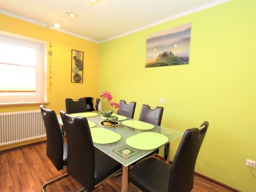 Posezení v ubytování Apartment Heidi-2 by Interhome