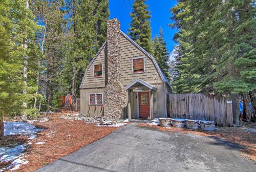 Gallery image of Inviting Lake Tahoe Escape with Yard and Fireplace! in Tahoma