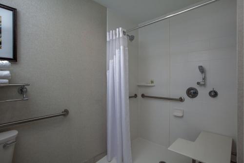 Bagno di Holiday Inn Cleveland Clinic by IHG