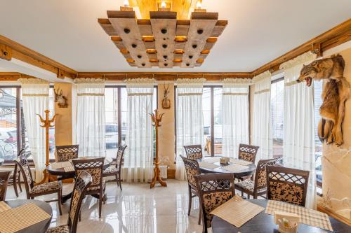 Εστιατόριο ή άλλο μέρος για φαγητό στο Hotel Pid Strihoju