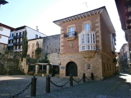 Gallery image of Hotel Palacete in Hondarribia