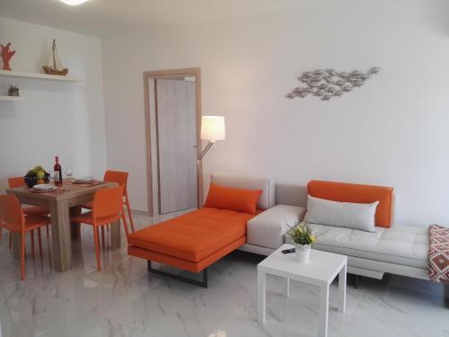 Gallery image of Bouganville apartment Stegna in Archangelos