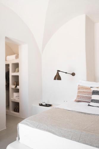 Letto o letti in una camera di Armenaki