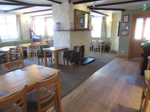 Gallery image of The London Inn in Cheltenham