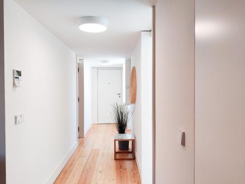 FLH Downtown Modern Apartment
