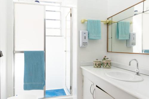 Ванная комната в Maracanã Hostel