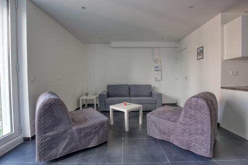 Renovated 32m2 near the Zenith
