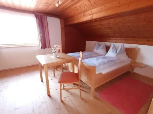 Posteľ alebo postele v izbe v ubytovaní Ferienwohnung am Bauernhof Koa