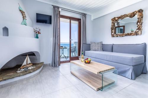 Afbeelding uit fotogalerij van Olia Green Residence in Skopelos Town