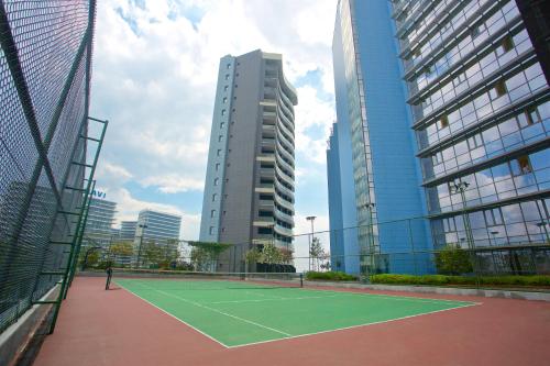 Best Western Premier Ottoperla Hotelの敷地内または近くにあるテニス施設またはスカッシュ施設