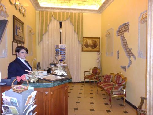 Cambridge Hotel