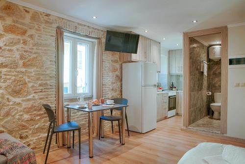 Effie's Suites Old town