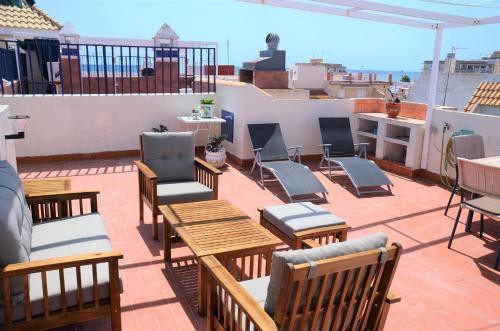 Posezení v ubytování Naufragos Beach Apartment