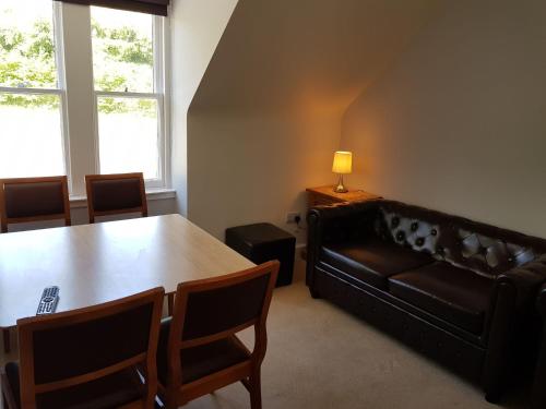 A seating area at Black Isle Holiday Apartments