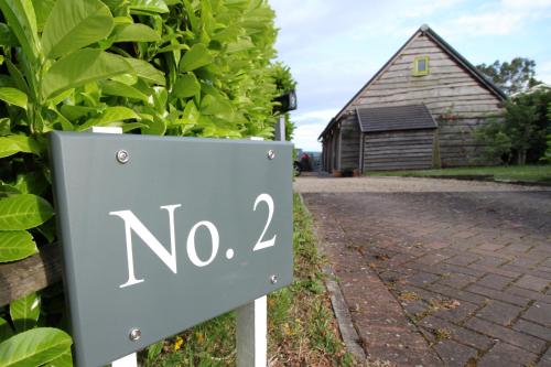Stay at No. 2 – Photos 2