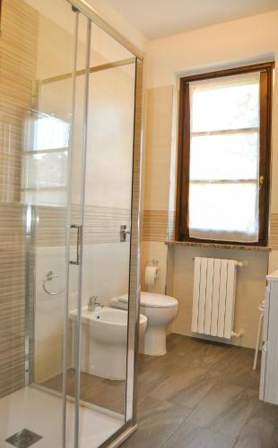 Ένα μπάνιο στο Monolocale - B&B Sarita's Rooms
