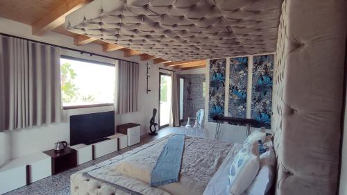 Royal Superior Suite