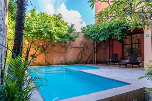 The swimming pool at or close to Hotel Boutique Casa San Angel