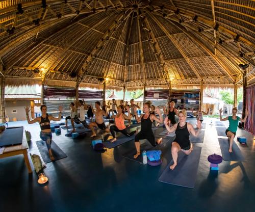 Gallery image of H2O Peaceful Yoga Resort in Gili Air