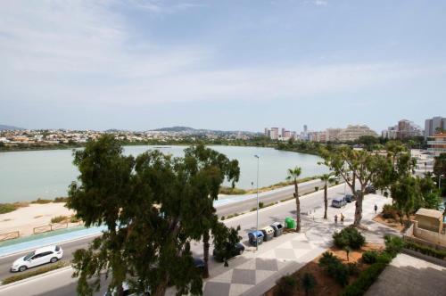 Peisaj natural din apropierea acestui apartament