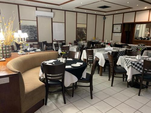 Restoran ili drugo mesto za obedovanje u objektu Savoy Hotel Kimberley