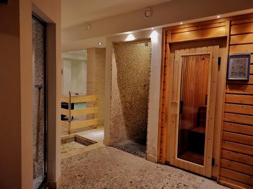 Kylpyhuone majoituspaikassa Hotel Relais Vecchio Maso