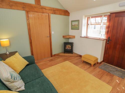 Yeoman's Cottage – Photos 3