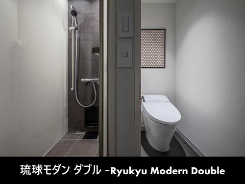 Ein Badezimmer in der Unterkunft Estinate Hotel Naha