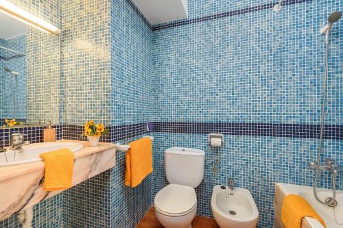 A bathroom at Gavina Villa, Cala Blanca