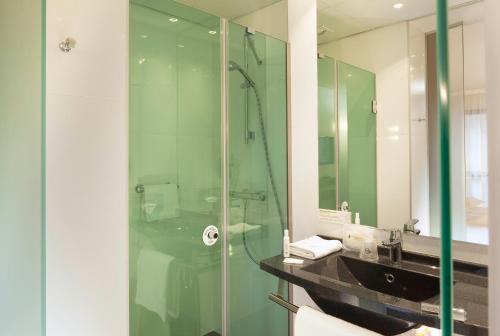 Kúpeľňa v ubytovaní Escale Oceania Quimper Centre