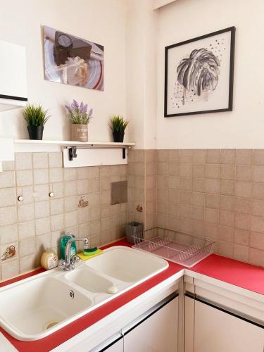 Sunny Apartment
