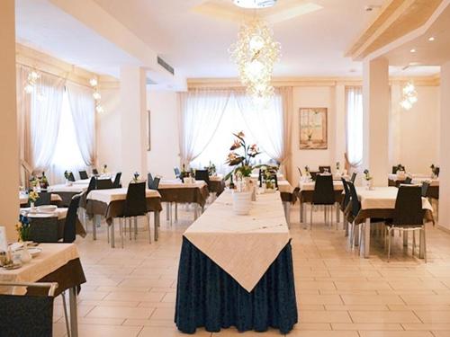 Gallery image of Hotel Abel & Residence in Cesenatico