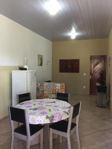 Η κουζίνα ή μικρή κουζίνα στο Residencial Sibaúma