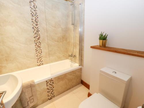 Et badeværelse på Bull Hill Cottage