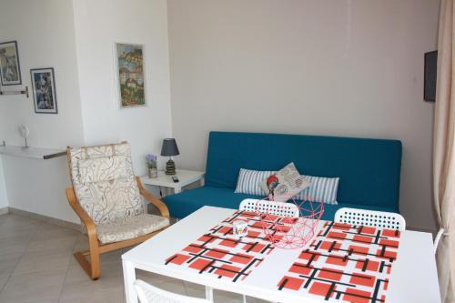 Above the Sea Apartment