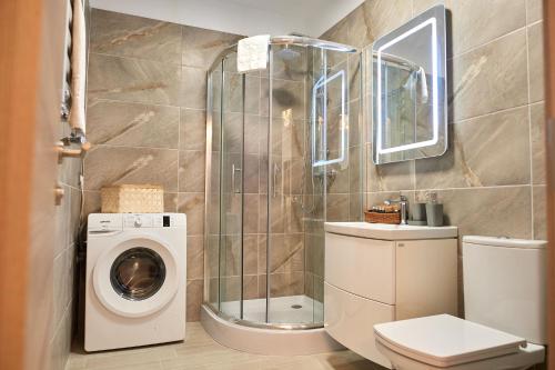 Ванная комната в Mimosa Luxury Apartment 161 Spa n Pool beach resort