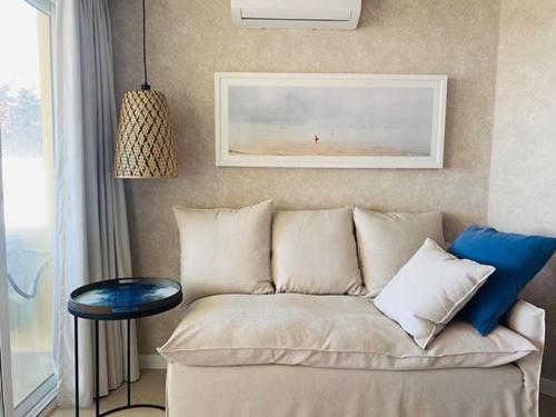 Posteľ alebo postele v izbe v ubytovaní Top Studio on Marbella boulevard